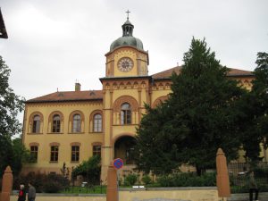 Karlovacka-gimnazija