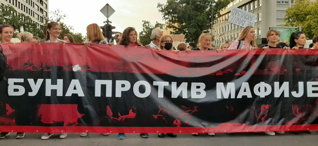 Novi-Sad-protest-Buna-protiv-mafije3-1024x472.jpg